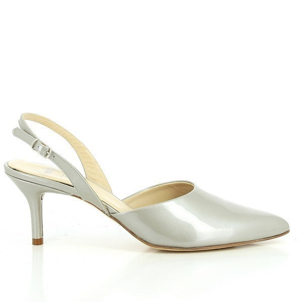 The Amalfi Pietro Beige Slingback Heels are showcased in this photo, highlighting their elegant and versatile design. The soft beige leather upper is smooth and refined, paired with a 7cm heel that adds height and sophistication. The adjustable slingback strap is clearly visible, ensuring a secure fit, while the luxurious leather lining peeks out, hinting at the comfort within. The synthetic sole is subtly featured, emphasizing the shoe’s durability.