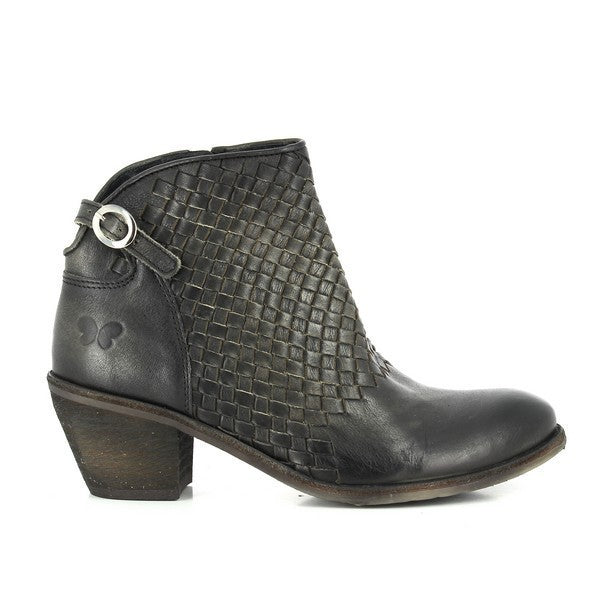 A sleek and elegant profile showcasing the smooth leather upper of the ankle boots. The round toe and stylish design emphasize the refined simplicity and contemporary look.