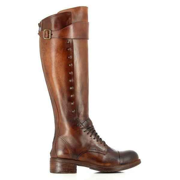 A clean profile of the Forte W186400 Cognac Long Boots, showcasing the smooth leather upper with subtle hand-painted details and the classic round toe shape.