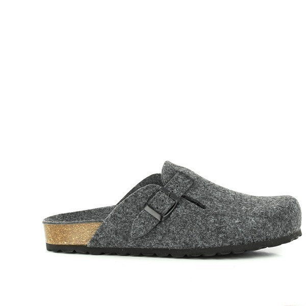 Experience timeless elegance with Plakton's 101539 Grey Women's Clogs. Made in Spain from eco-friendly leather, these clogs effortlessly blend style and sustainability. Featuring memory cushion technology and an adjustable buckle for a personalized fit. Step into sustainable fashion with Plakton's Sandals.