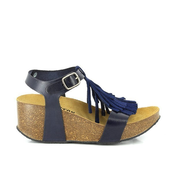A side profile of Plakton's 275275 Navy Fringe Slingback Wedges, showcasing the sophisticated navy leather and fringe detail on the front strap.