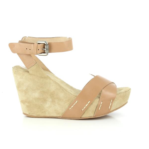 Marco Dalessi JANELLE CAMEL