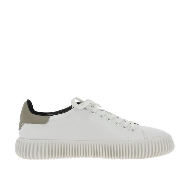 Yuko Imanishi 736047 WHITE