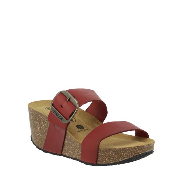 Bold and vibrant, Plakton's 273004 Red Wedges command attention. The striking red hue adds a pop of color to any outfit, perfect for making a statement.