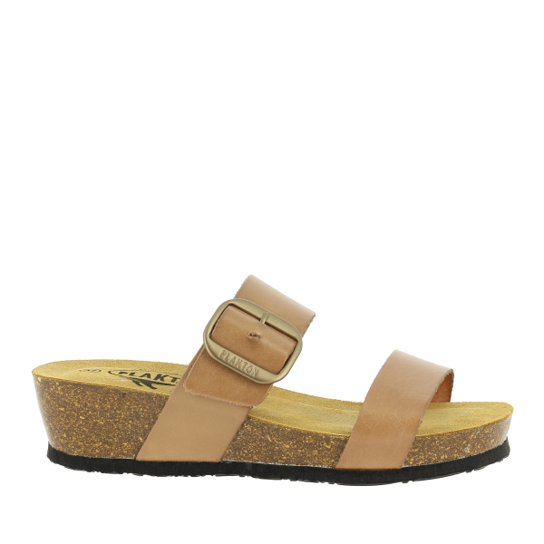 View the sleek profile of Plakton's 823004 Tan Double-Strap Sandals. Crafted from premium leather with a subtle 2 - 4.5 cm cork sole for stylish comfort.