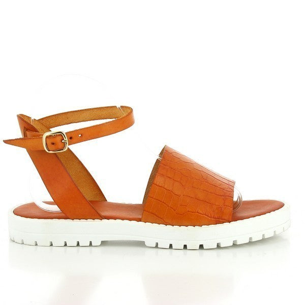 The Antichi Romani 897 Orange Slingback Sandals feature a vibrant orange leather upper, offering a bold and stylish touch. The sleek slingback design provides a secure fit, while the round toe shape creates a classic silhouette. These handcrafted sandals, made in Italy, are set on a durable synthetic sole with a 2cm heel-platform, ensuring comfort and subtle elevation. 