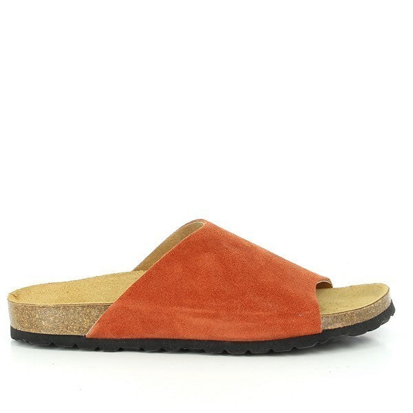 In the image, Plakton's 103036 Orange Women's Slides shine brightly, boasting a captivating hue and luxurious suede leather upper. Crafted with a 2cm platform heel for added sophistication, these slides offer both style and comfort. Step into vibrant elegance with Plakton's Sandals.